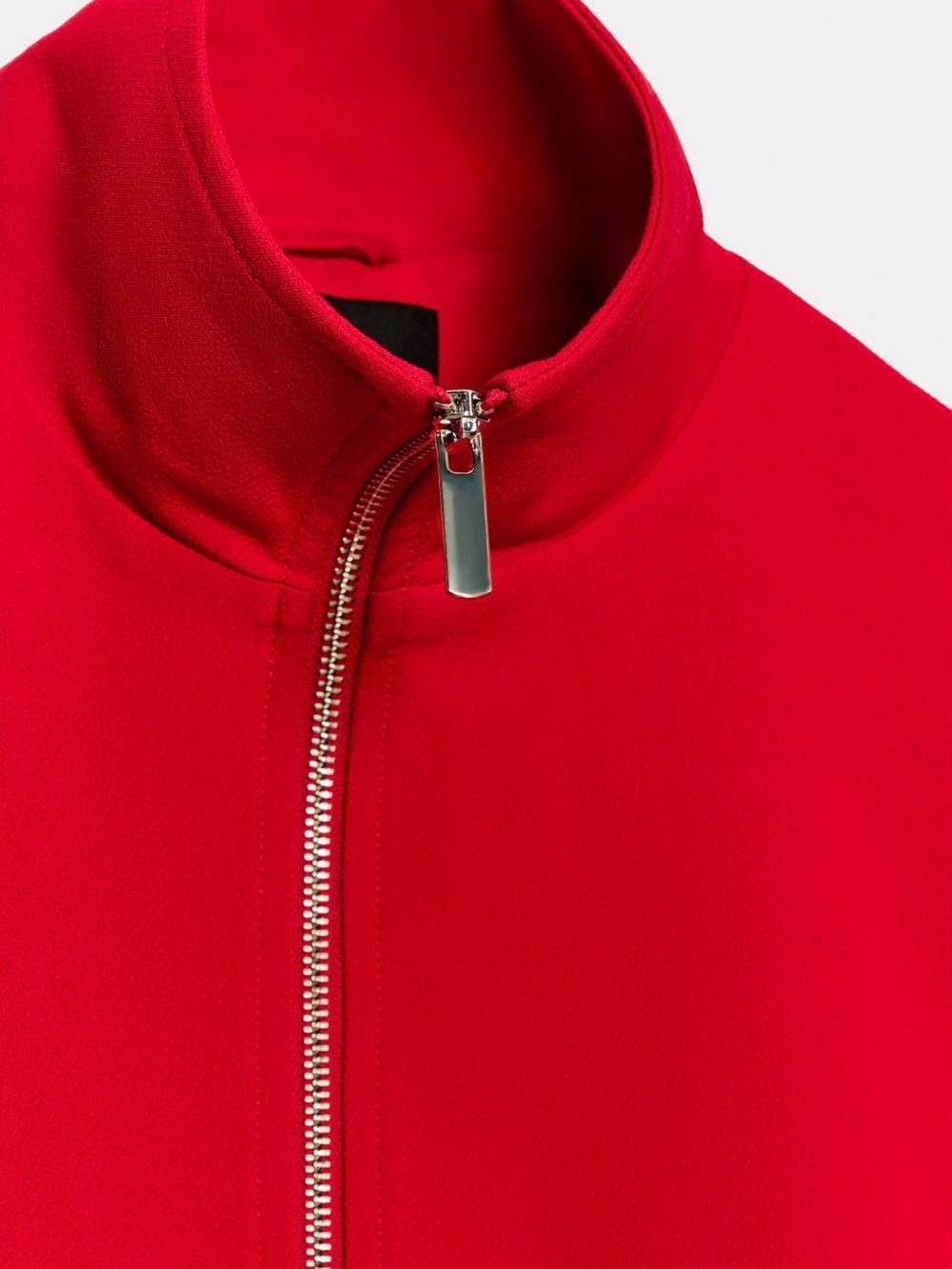 Cropped Red Zip-Front Jacket - Picture 3 of 3